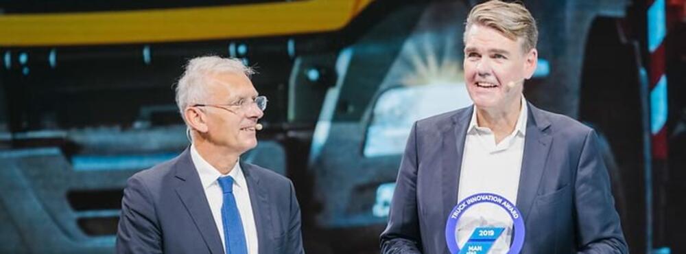 Duplikat von MAN aFAS erhält den ersten ‚Truck Innovation Award‘ auf der IAA Nutzfahrzeuge 2018